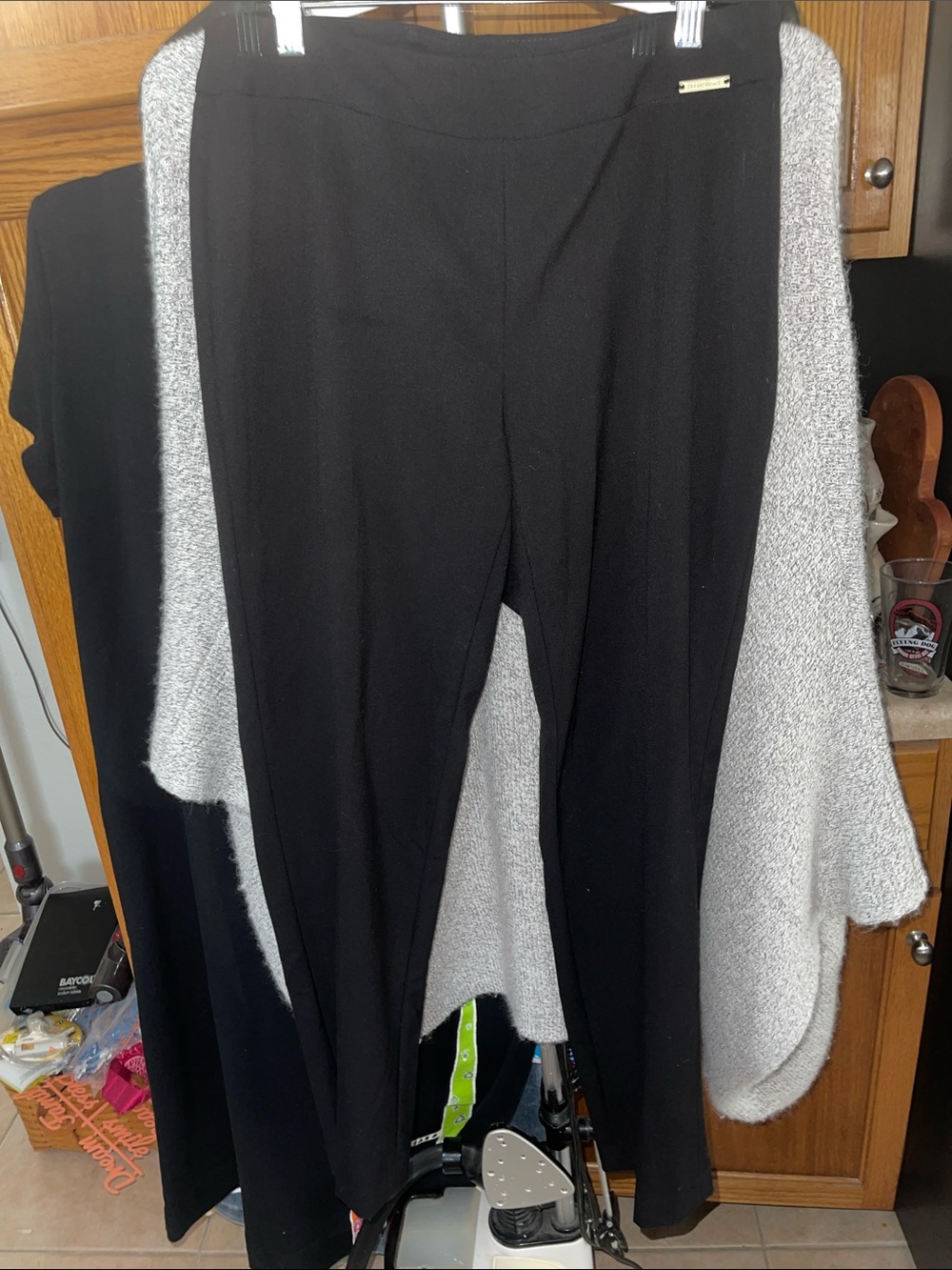Ellen Tracy Black Straight-Leg Cotton Blend women Size 6